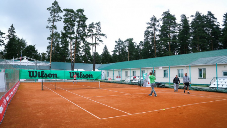 Сбербанк закрыл Всеволожскую теннисную академию перед крупным турниром